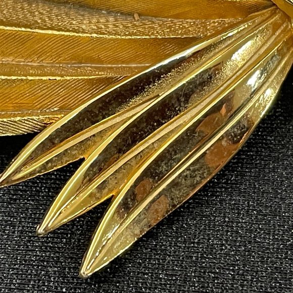 EUC Vintage '50's Expan Brand Abstract Bird Pin, Gold-Tone Textured, 2 3/4" L - Picture 5 of 11